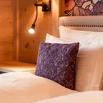 Majorka Hotel *