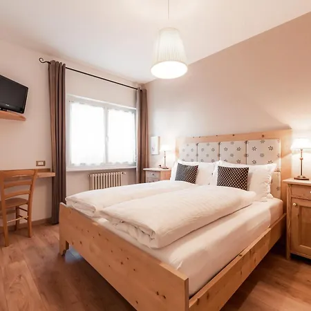 Majorka Hotel *
