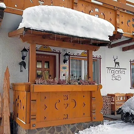 Majorka Hotel *